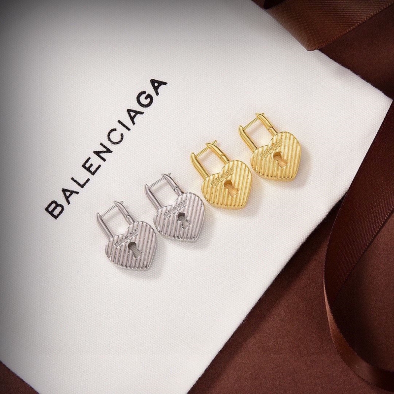 Ba*len*cia*ga earrings